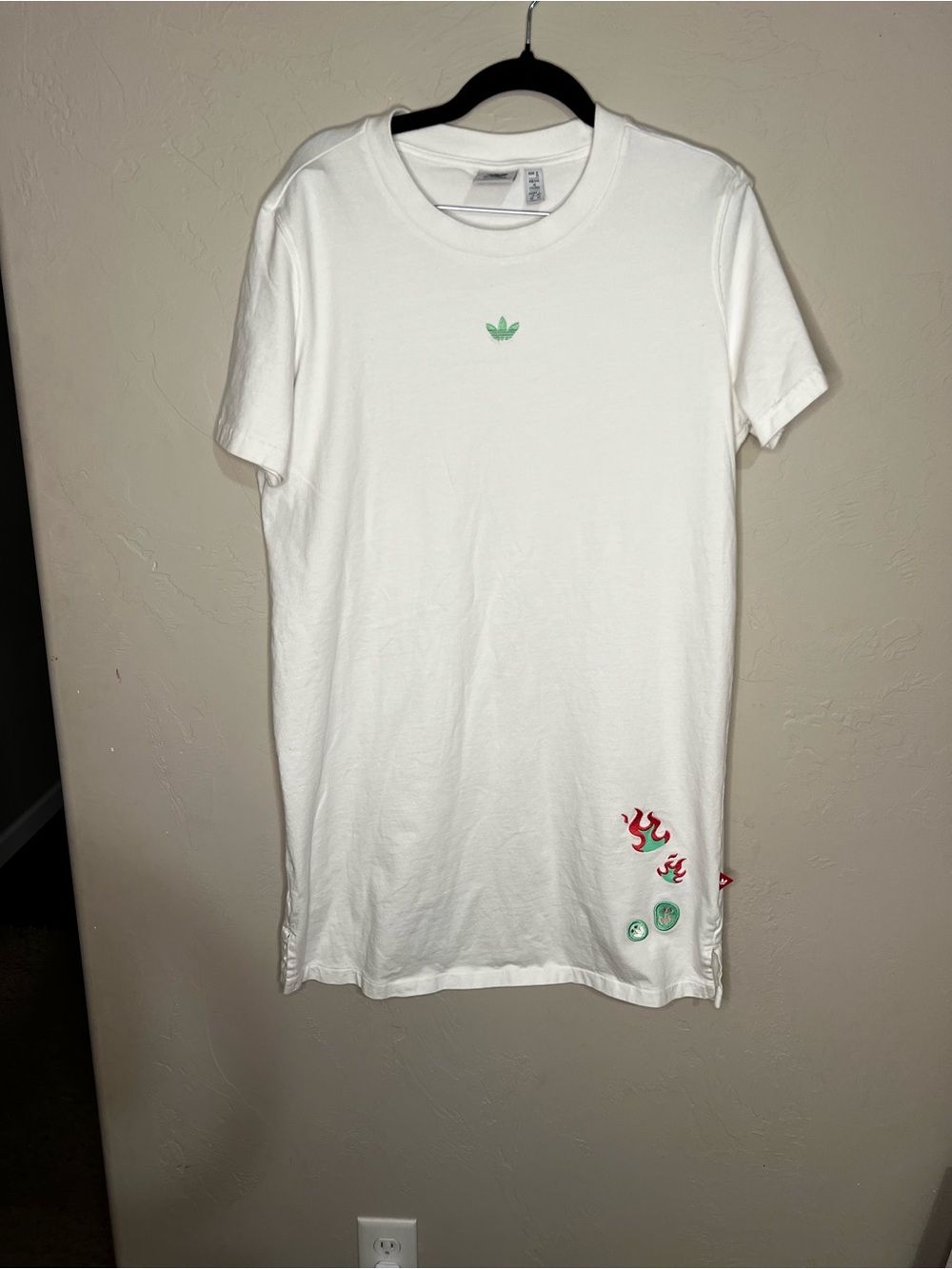 Adidas Japanese Chili GFX White Graphic T-Shirt Streetwear Oversized Tee Dress - Picture 2 of 13